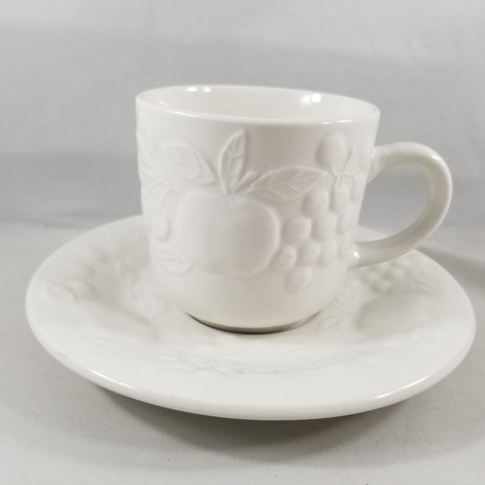 Gibson Housewares Flourish Embossed White Fruit Cup and Saucer Set